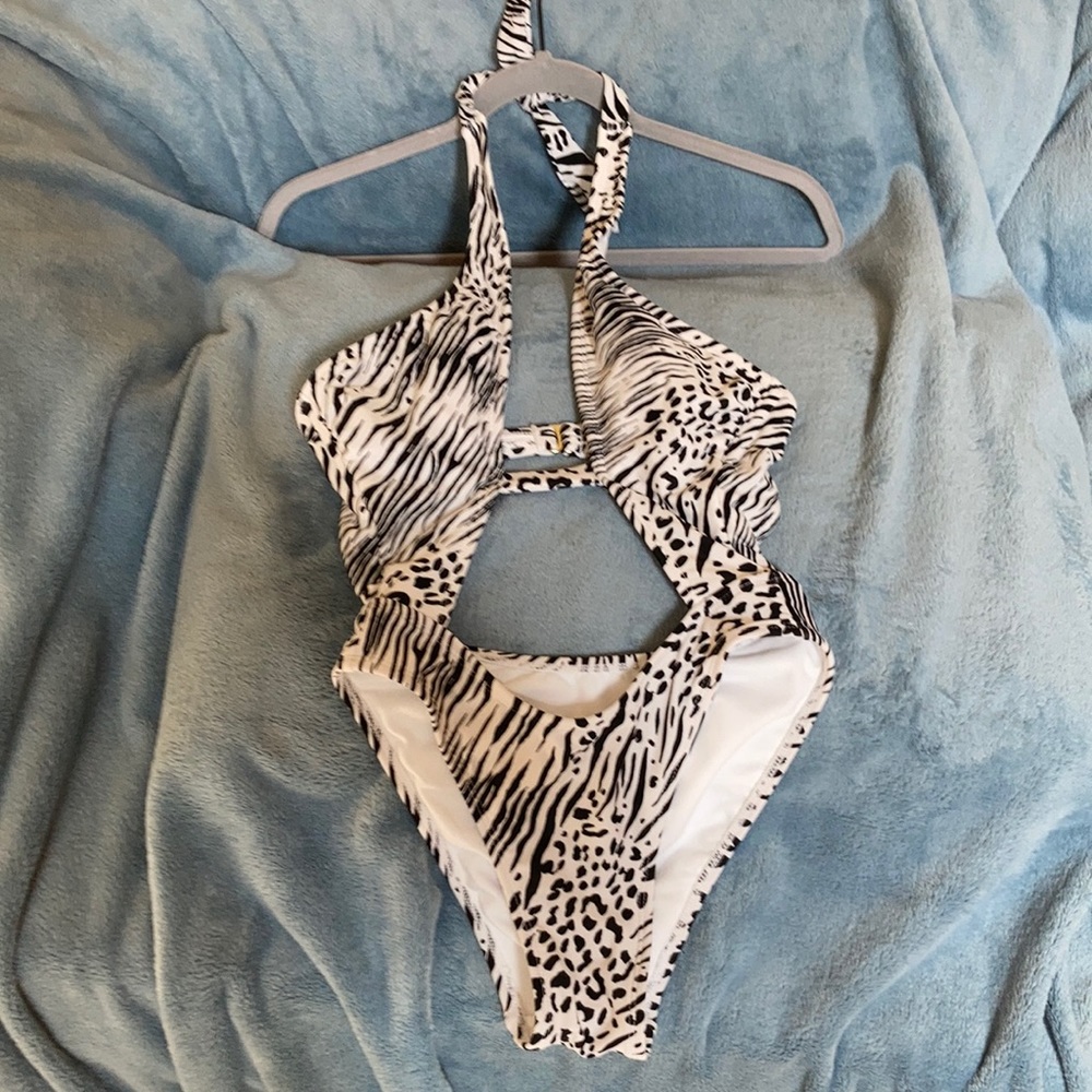 Halter Xhilaration black white one piece swimsuit